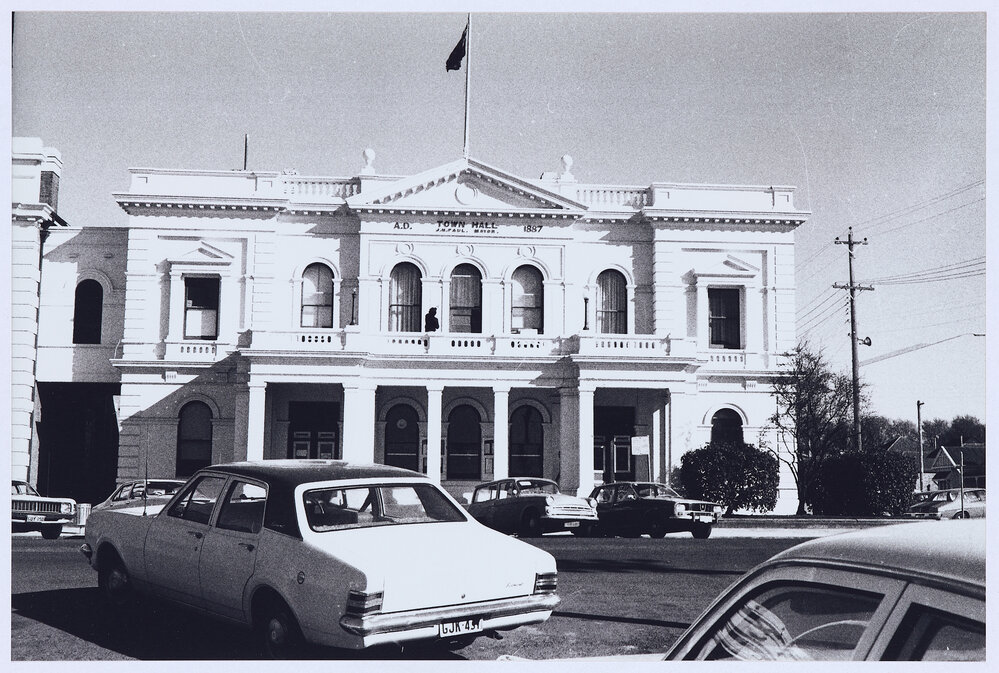 Town Hall, Orange