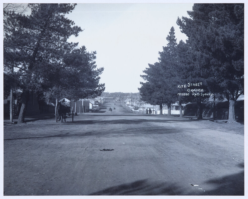 Kite Street, Orange