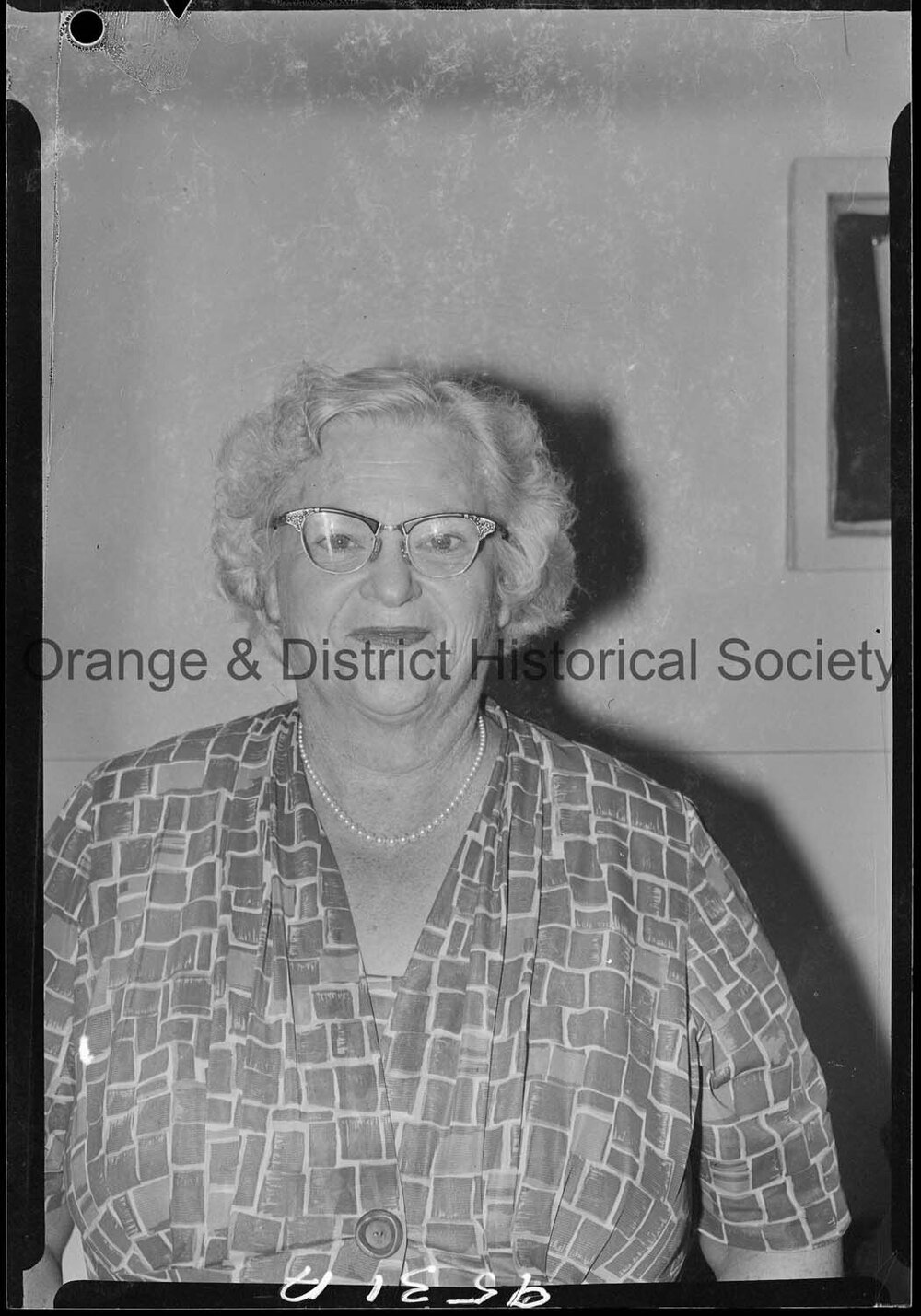 Passport photo Mrs Herb Lapham