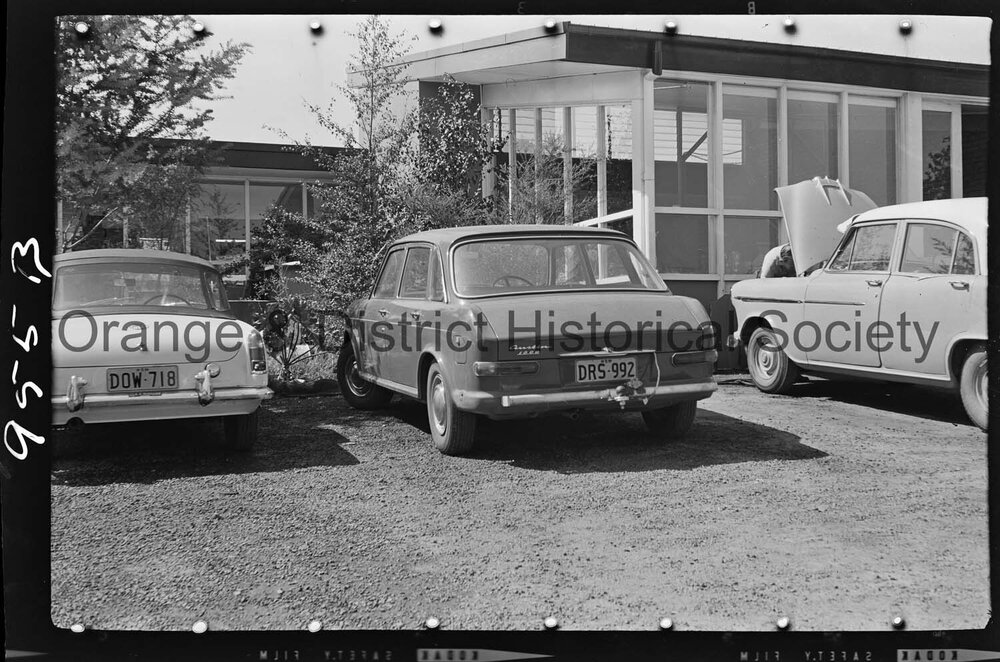 Austin 1800 sedans on test run