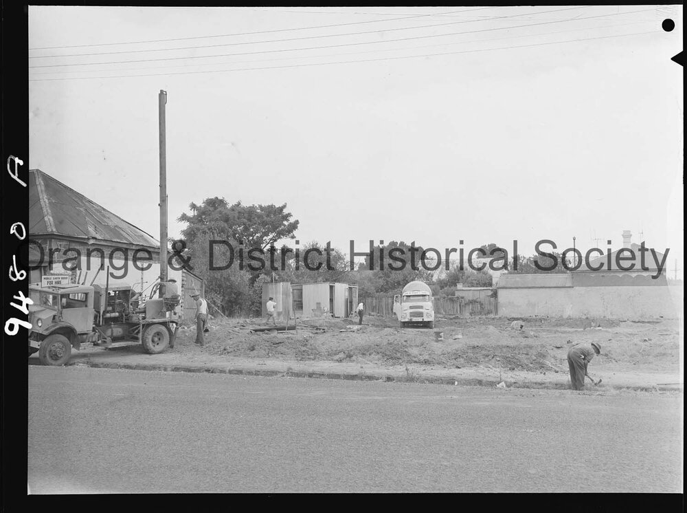 Construction of Central Western Daily building