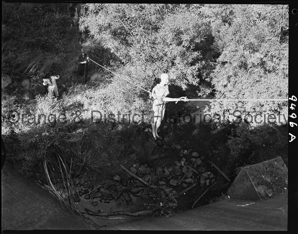Civil Defence rescue squad practice
