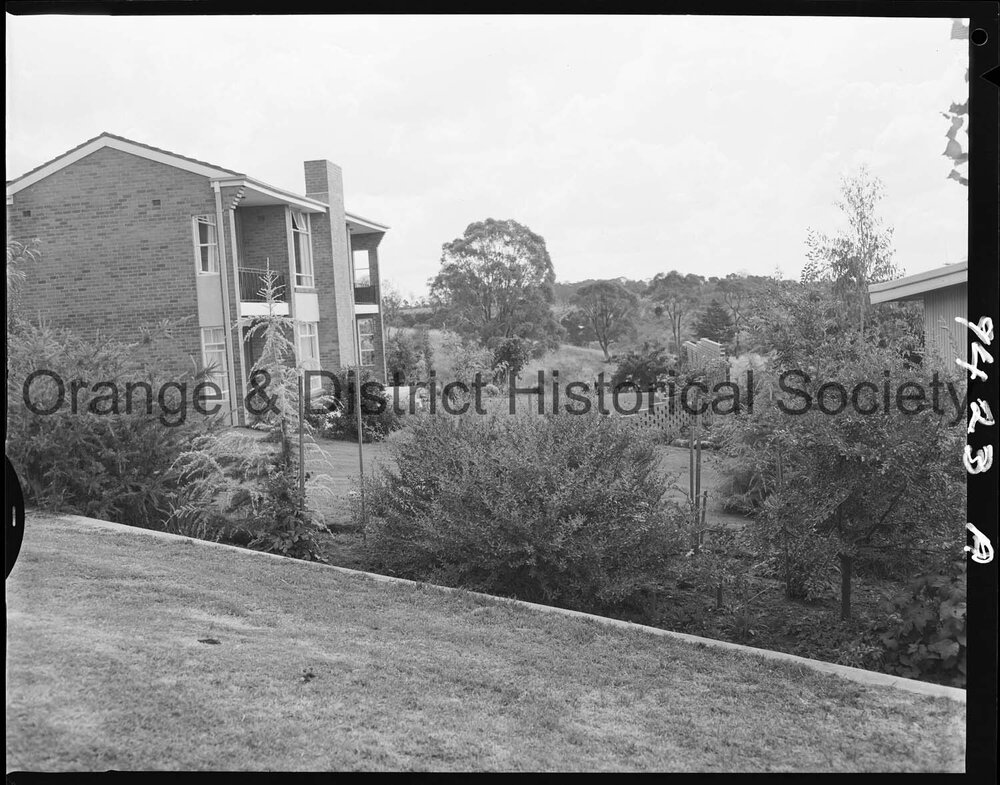 Garden of Dr J E Dunlop