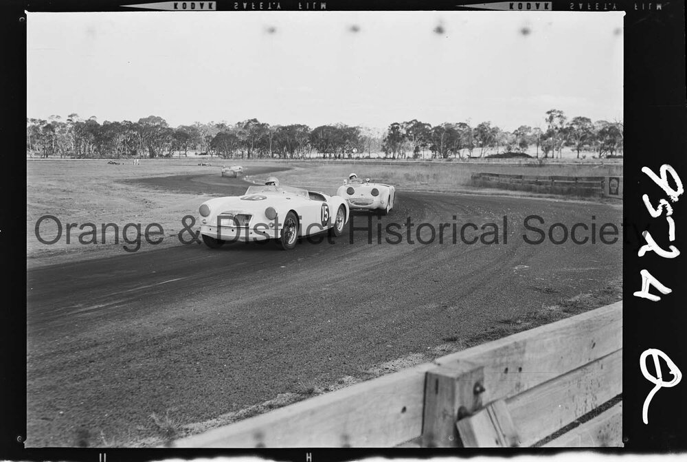 Car races at Towac Motor Racing Circuit