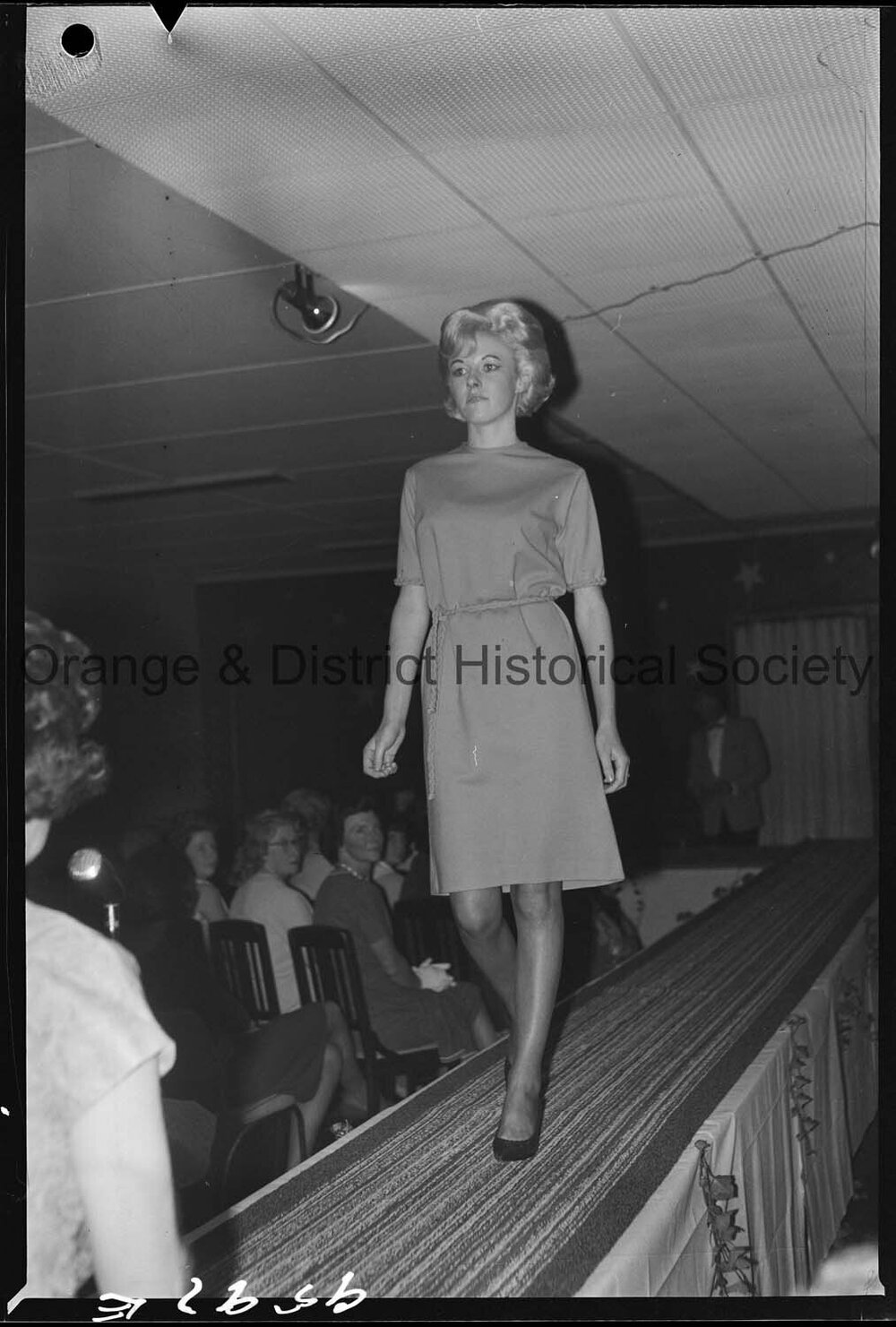Mannequin parade