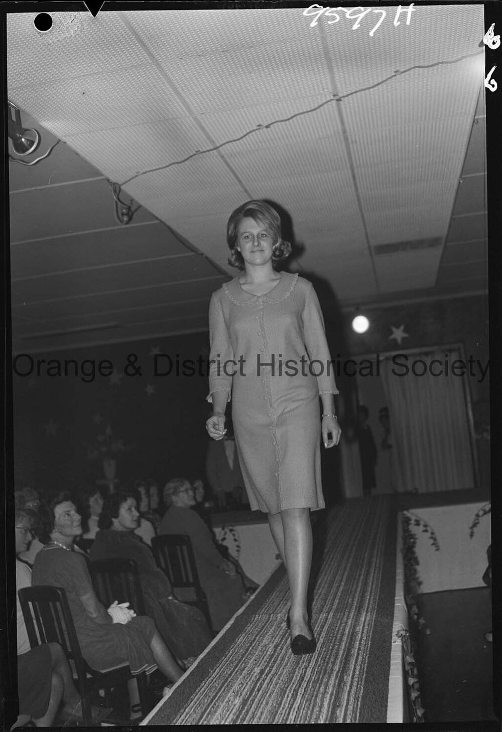Mannequin parade