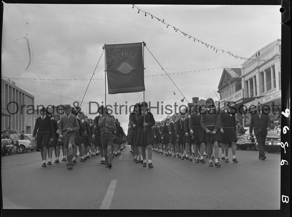 Orange Infants School Anzac tribute