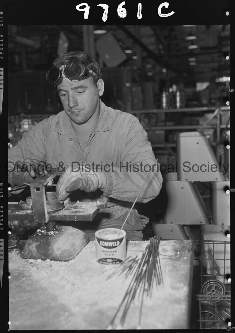 Email employee welding