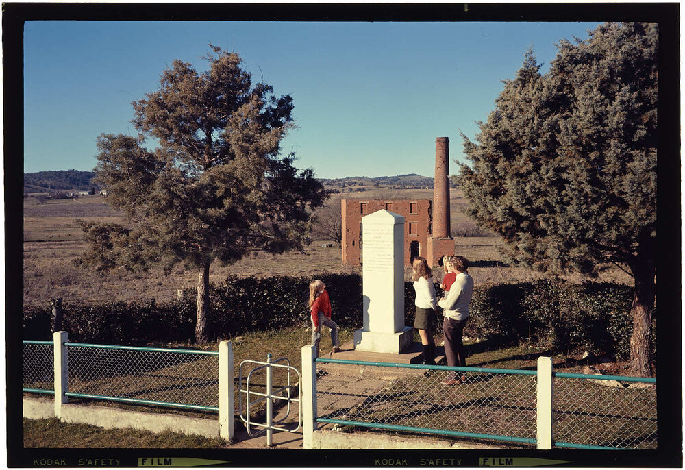 Banjo Paterson memorial