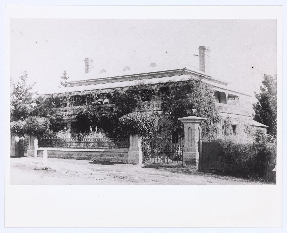 Glenroi House, Orange