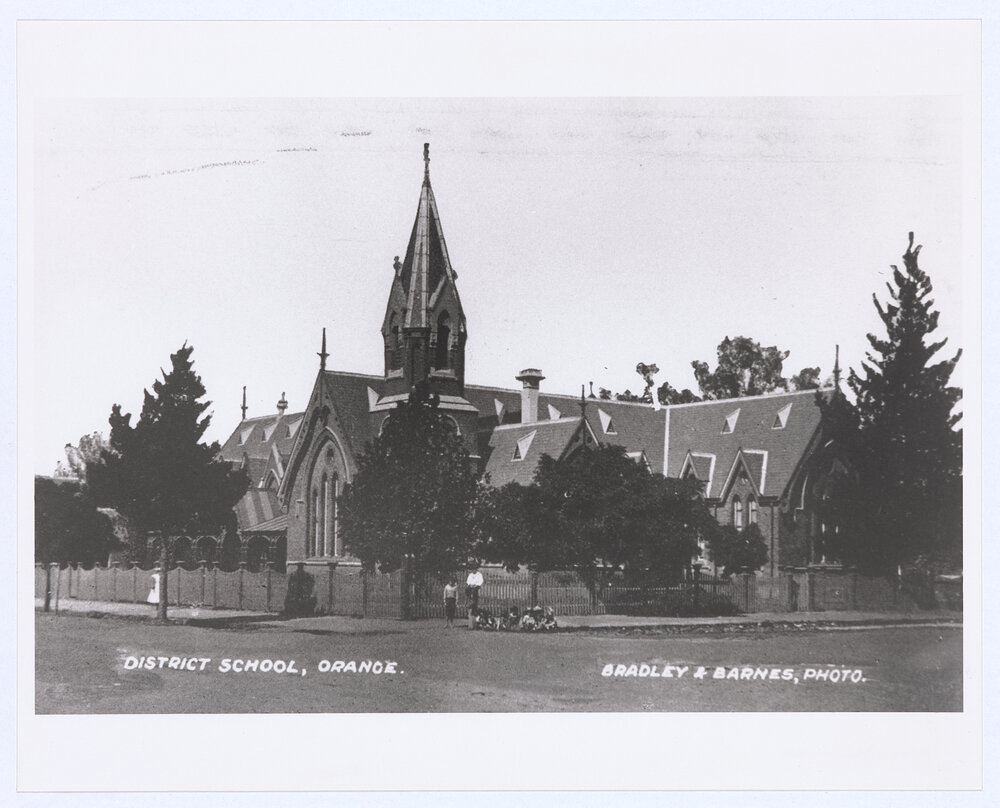 District School, Orange