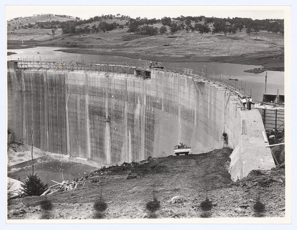 Construction of Suma Park Dam