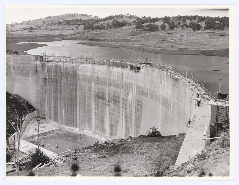 Construction of Suma Park Dam