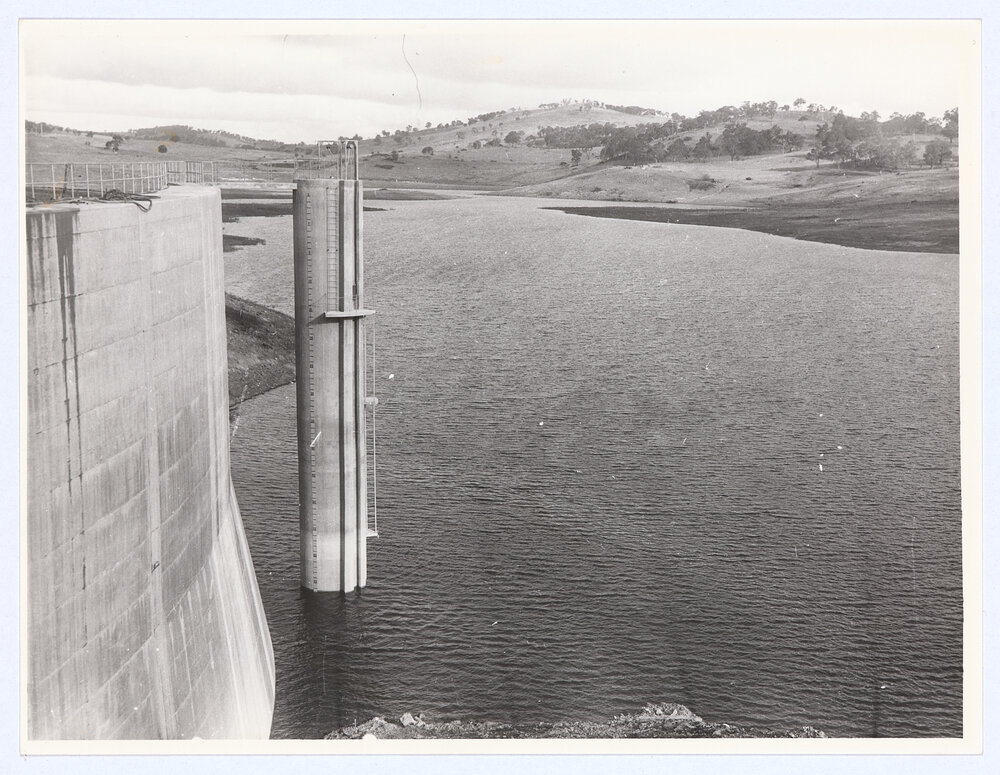 Construction of Suma Park Dam