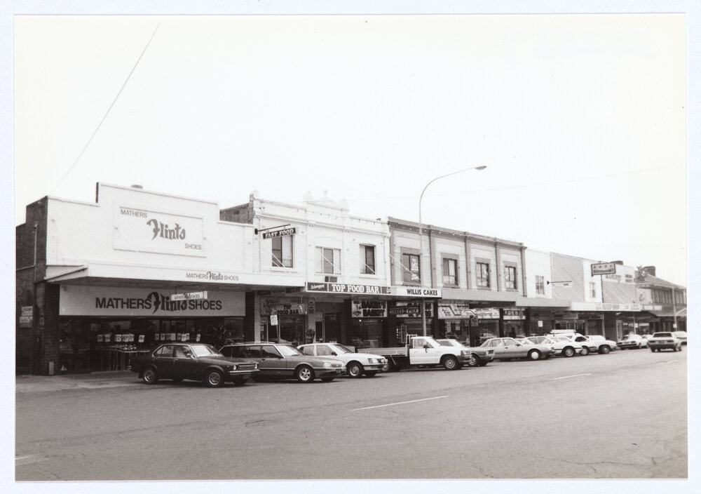 Summer Street, Orange
