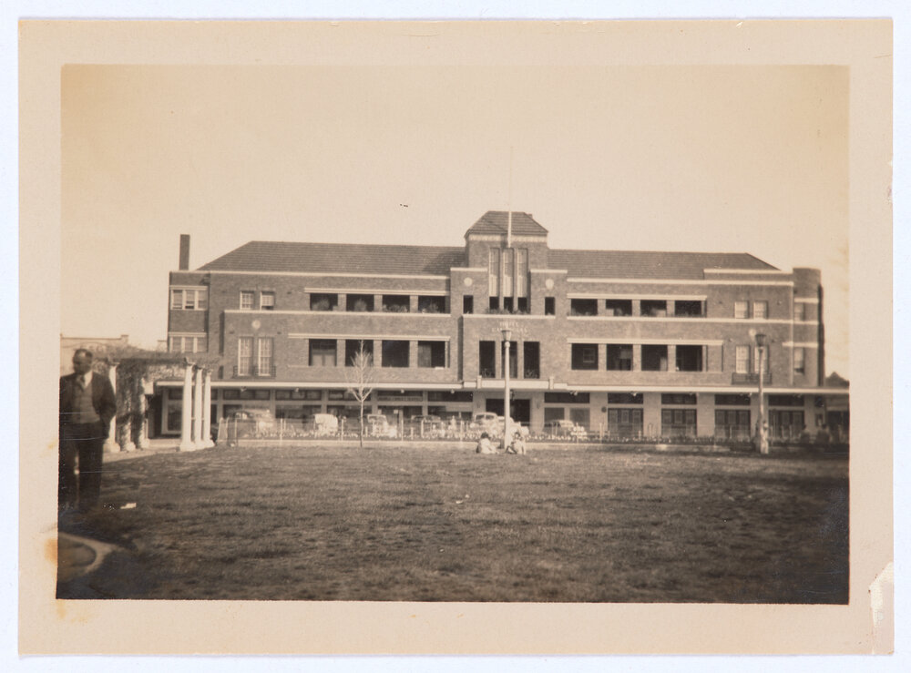 Hotel Canobolas, Orange