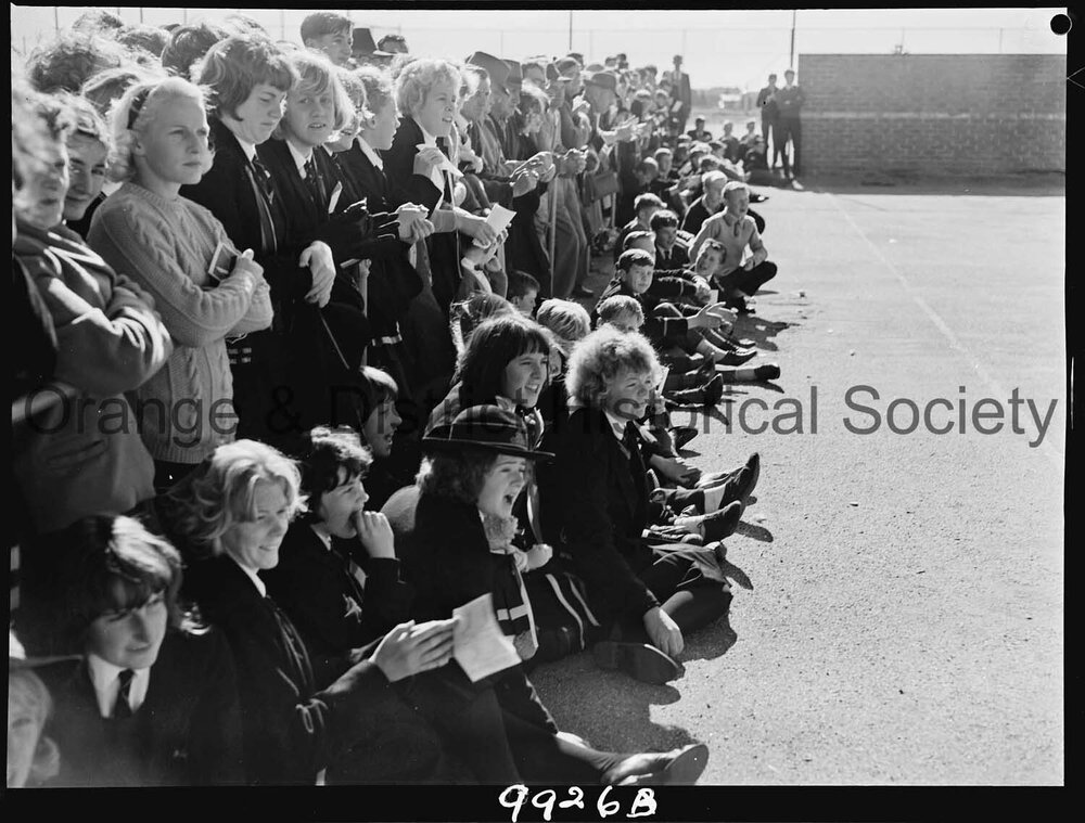 Astley Cup spectators