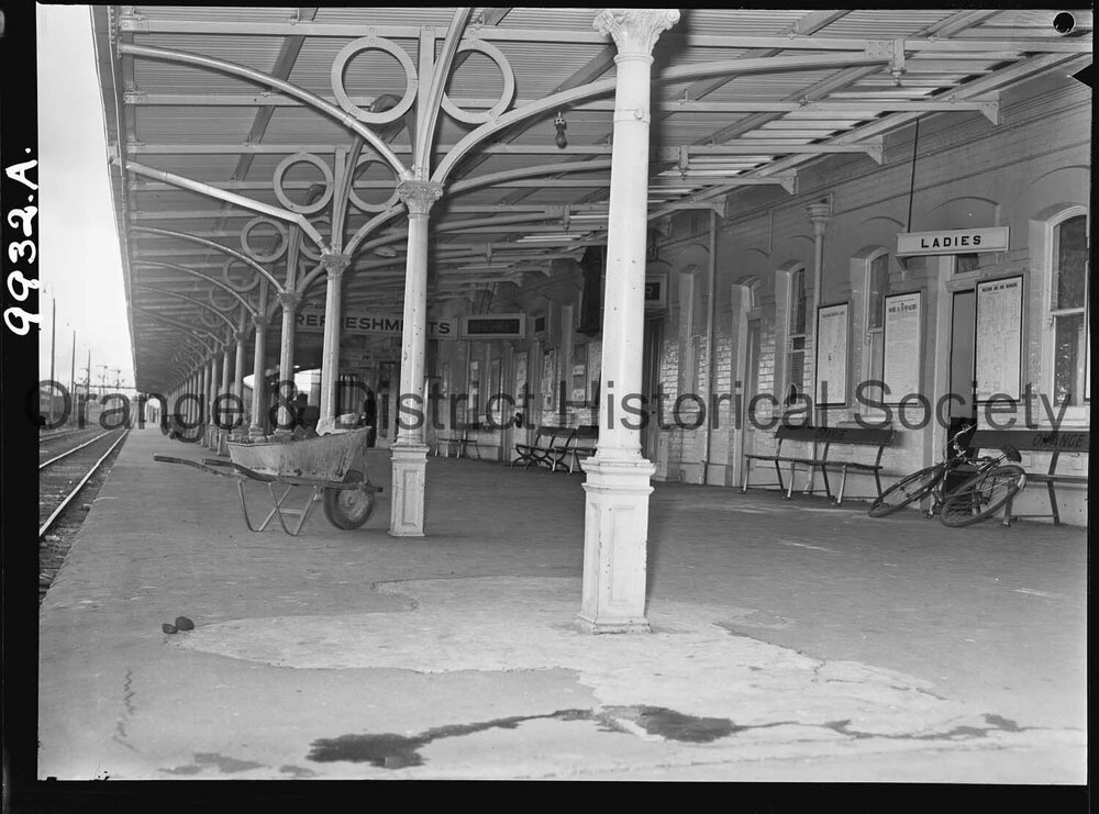 Orange Railway Station