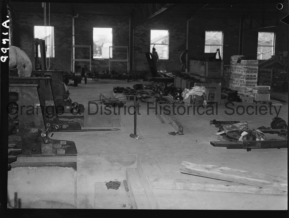 Installing the new printing press at the Central Western Daily