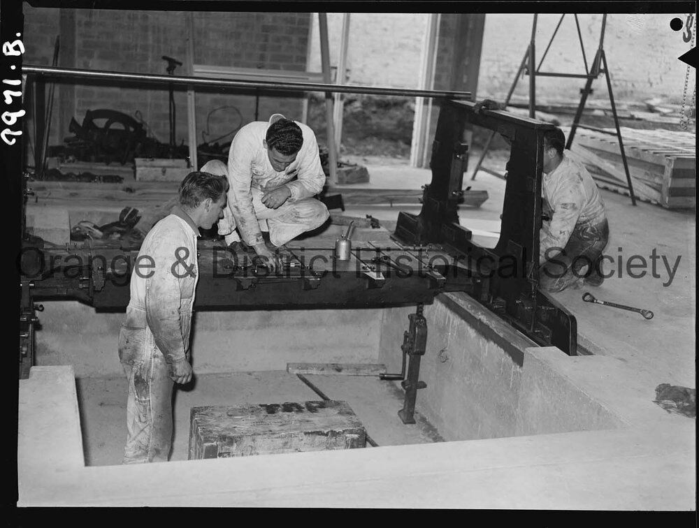 Installing the new printing press at the Central Western Daily