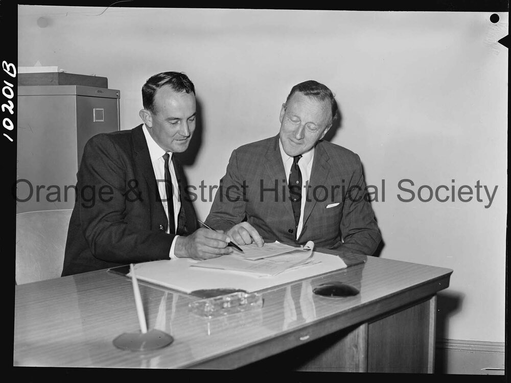 Insurance providers discuss Decimal Currency conversions