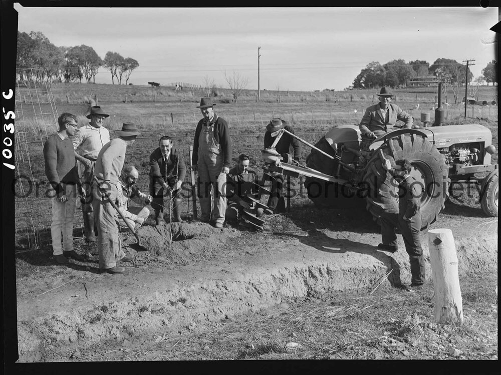 Tree planting at Millthorpe
