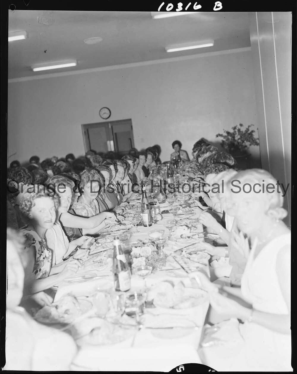 Ex-Servicewomen's reunion dinner