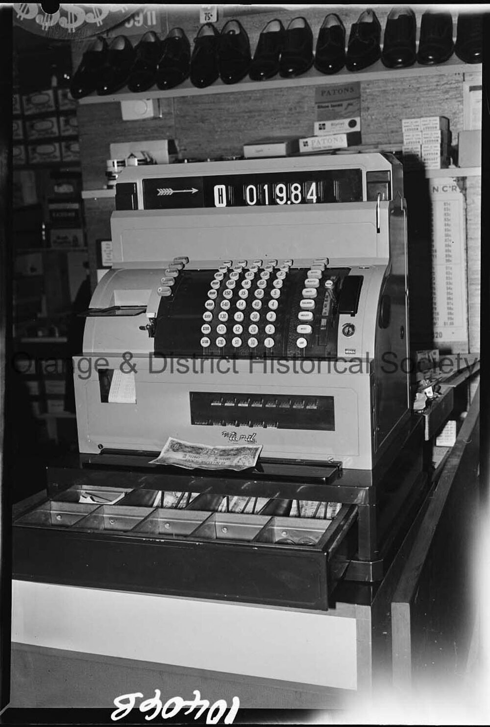 Cash register at Raffin's Top Shop | Central West Libraries