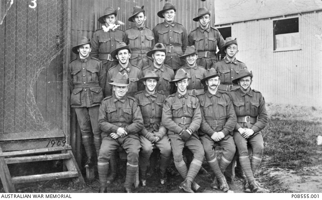 Members of the 21st Reinforcements of the 17th Battalion. Sidney Lister is in the back row on the far right.