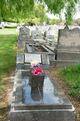 Frederick Peppernell commemorative plaque, Orange Cemetery