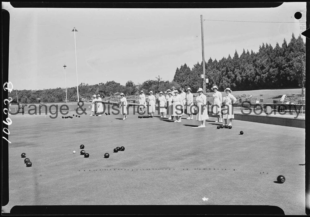 Women's bowls competition