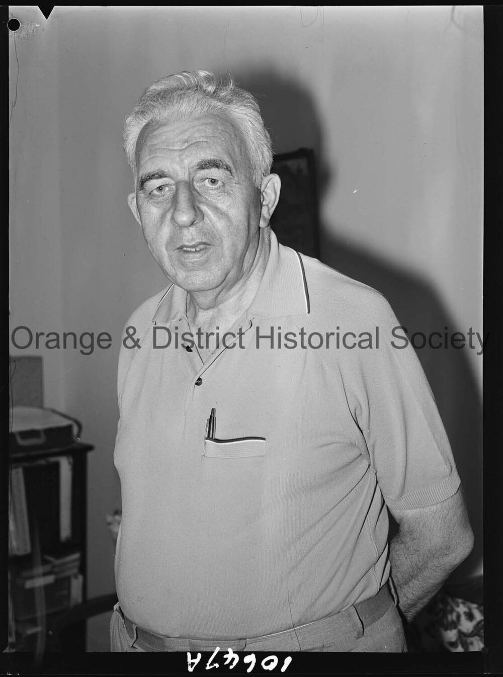 American writer visits Orange