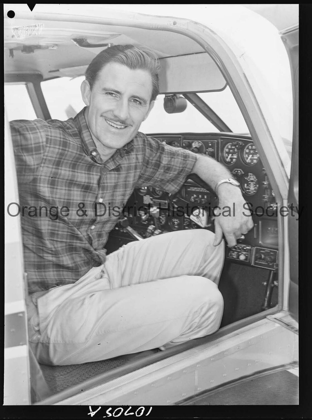 Commanche flying lessons