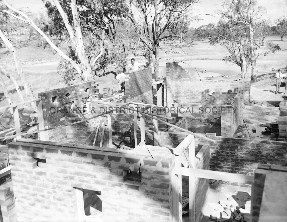 Barrett Park clubhouse under construction