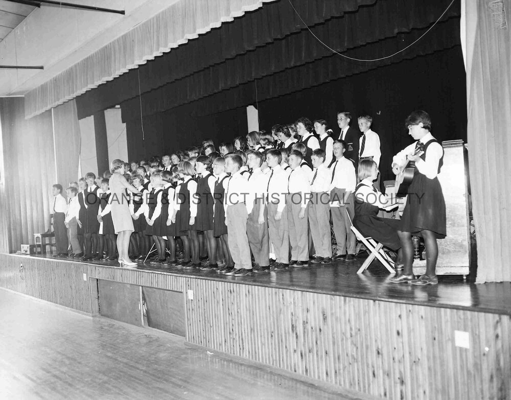 Orange High School choir