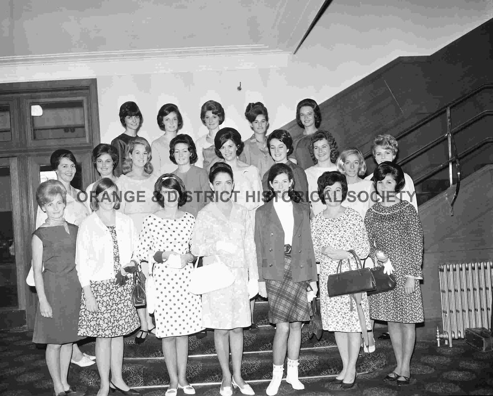 Miss Easter Showgirl entrants