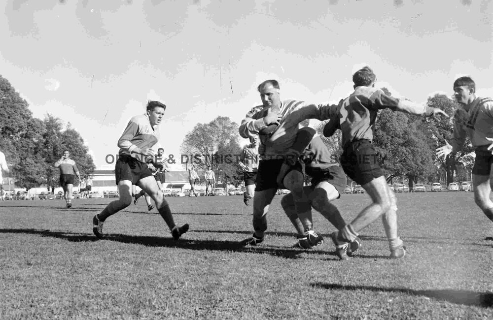 Football Emmco v Lithgow Workmen's Club