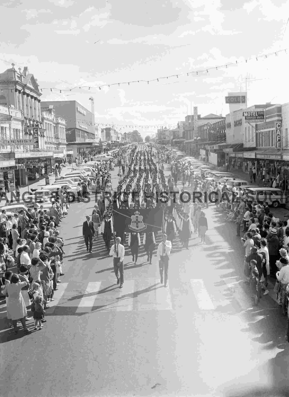 Secondary School children at Anzac Day march