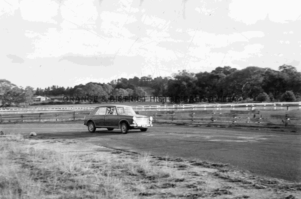 Towac car races