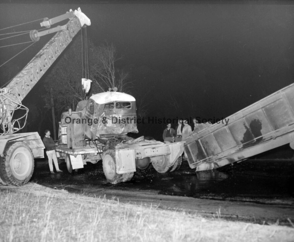 Semi-trailer accident