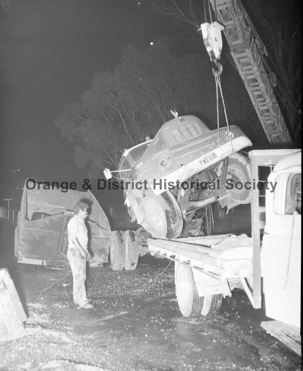 Semi-trailer accident