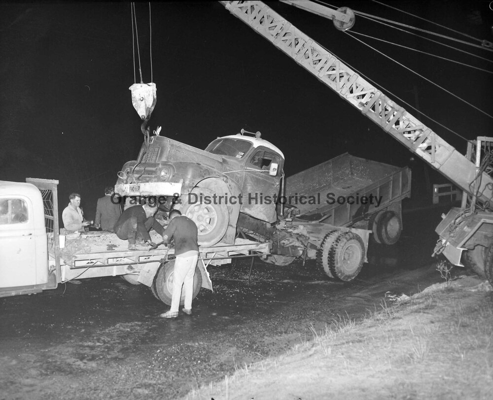 Semi-trailer accident