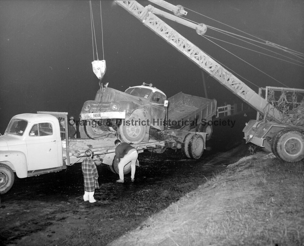 Semi-trailer accident
