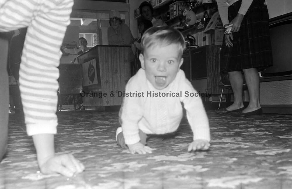 Malvern Star baby crawl contest