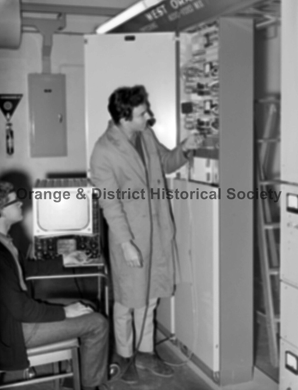 Radio trunk line telephone system