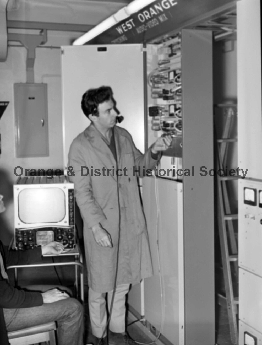 Radio trunk line telephone system