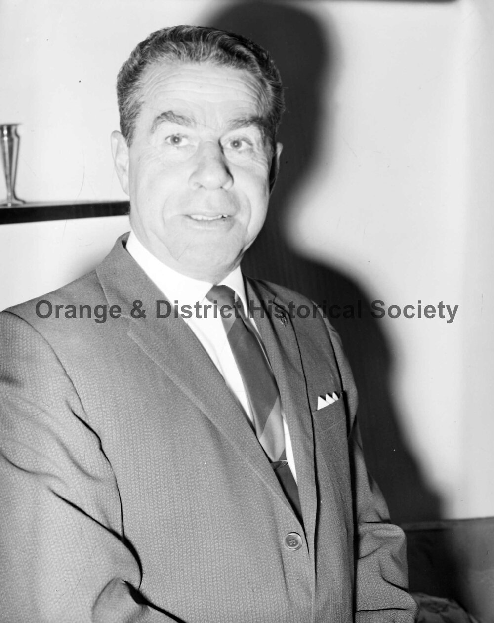 Mr A H Jones