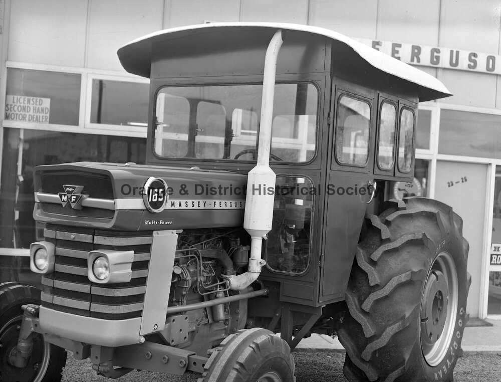 Tractor canopy