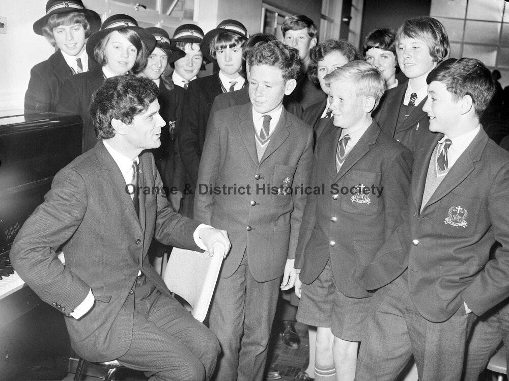 Students meet Mr Music