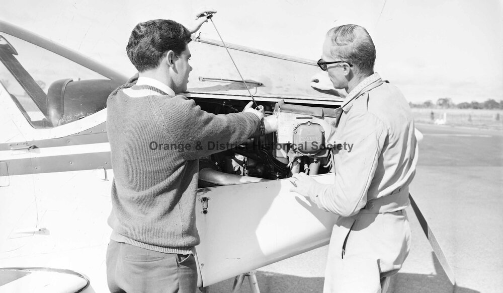Orange Flying School pilot training